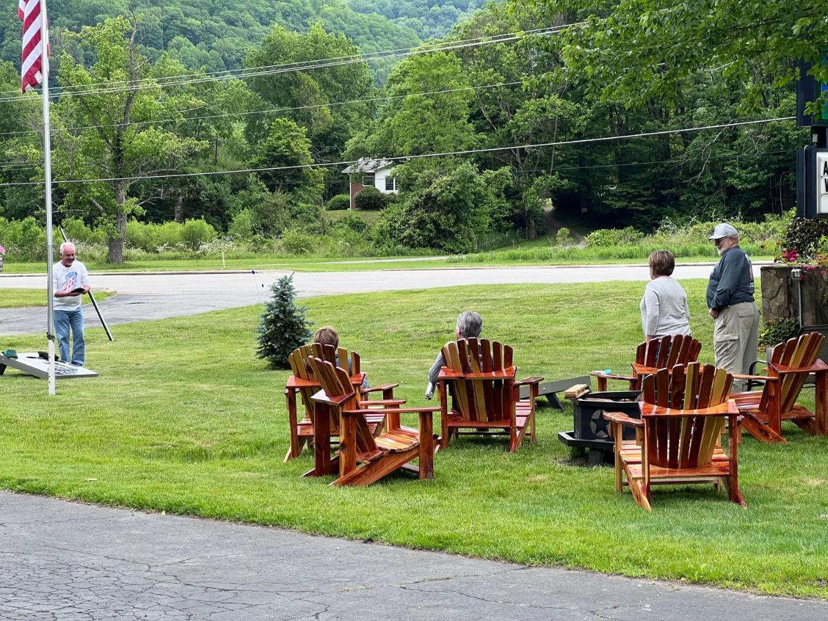 Stony Creek Motel Maggie Valley Exterior foto